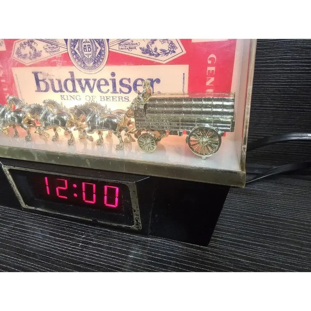 1984 Budweiser King of Beers Clydesdale Lighted Digital Clock Display Man Cave